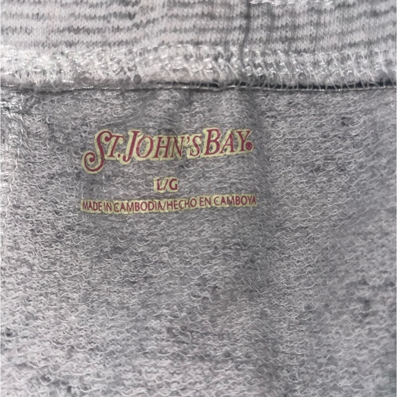 short shorts! - Picture 2 of 2